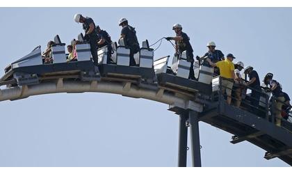 8 rescued after Oklahoma City roller coaster gets stuck