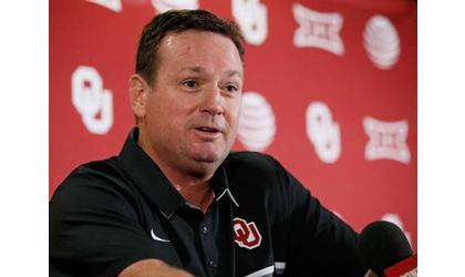 Oklahoma coach Bob Stoops abruptly retires after 18 seasons