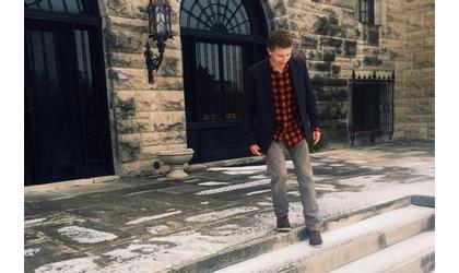 Local high school senior competes to be an American Eagle model