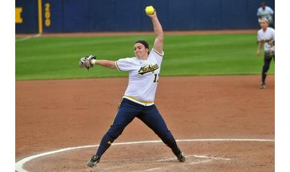 Michigan stays alive as Wagner shuts out Florida 1-0 in WCWS