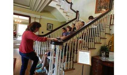School tour at Marland’s Grand Home