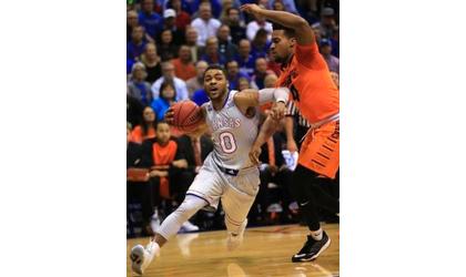 Selden leads No. 2 Kansas to 94-67 win over Oklahoma State