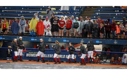 Rain washes out night play at Women’s College World Series