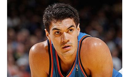 Thunder’s center out with broken hand