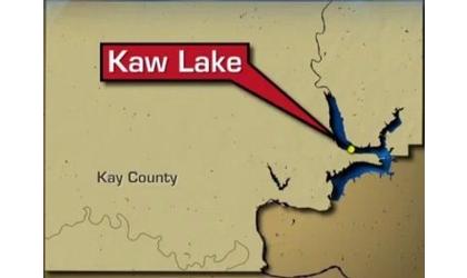 Two hunters missing at Kaw Lake
