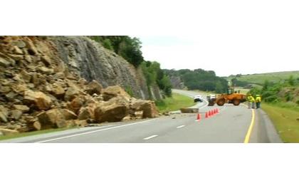 I-35 traffic rerouted in rock slide area in Arbuckles