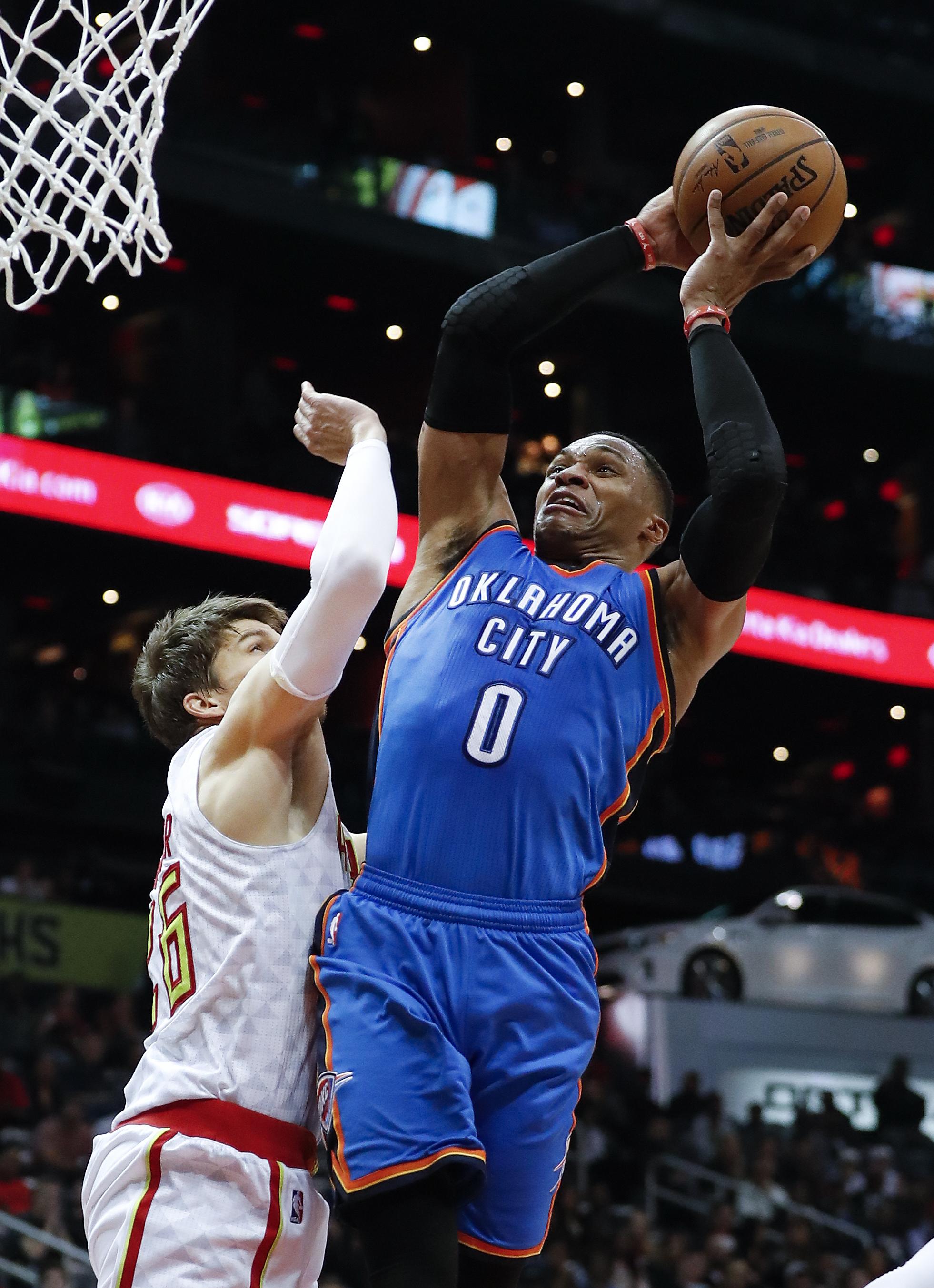 Westbrook scores 45 in Thunder win