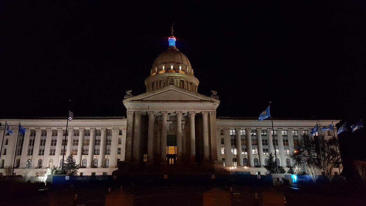 Capitol dome blue for Law Enforcement Appreciation Day