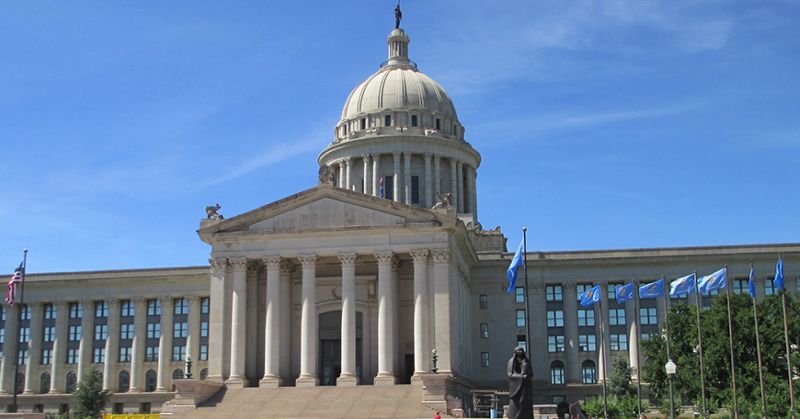 Oklahoma commission again calls for lawmaker ‘cooling off’