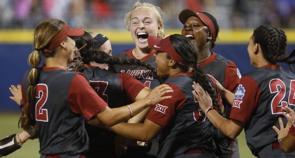 Oklahoma wins over Florida in Game 1 of championship series