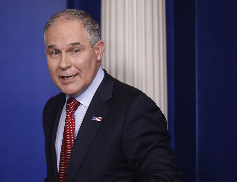EPA chief taps taxpayer dollars for weekend flights home