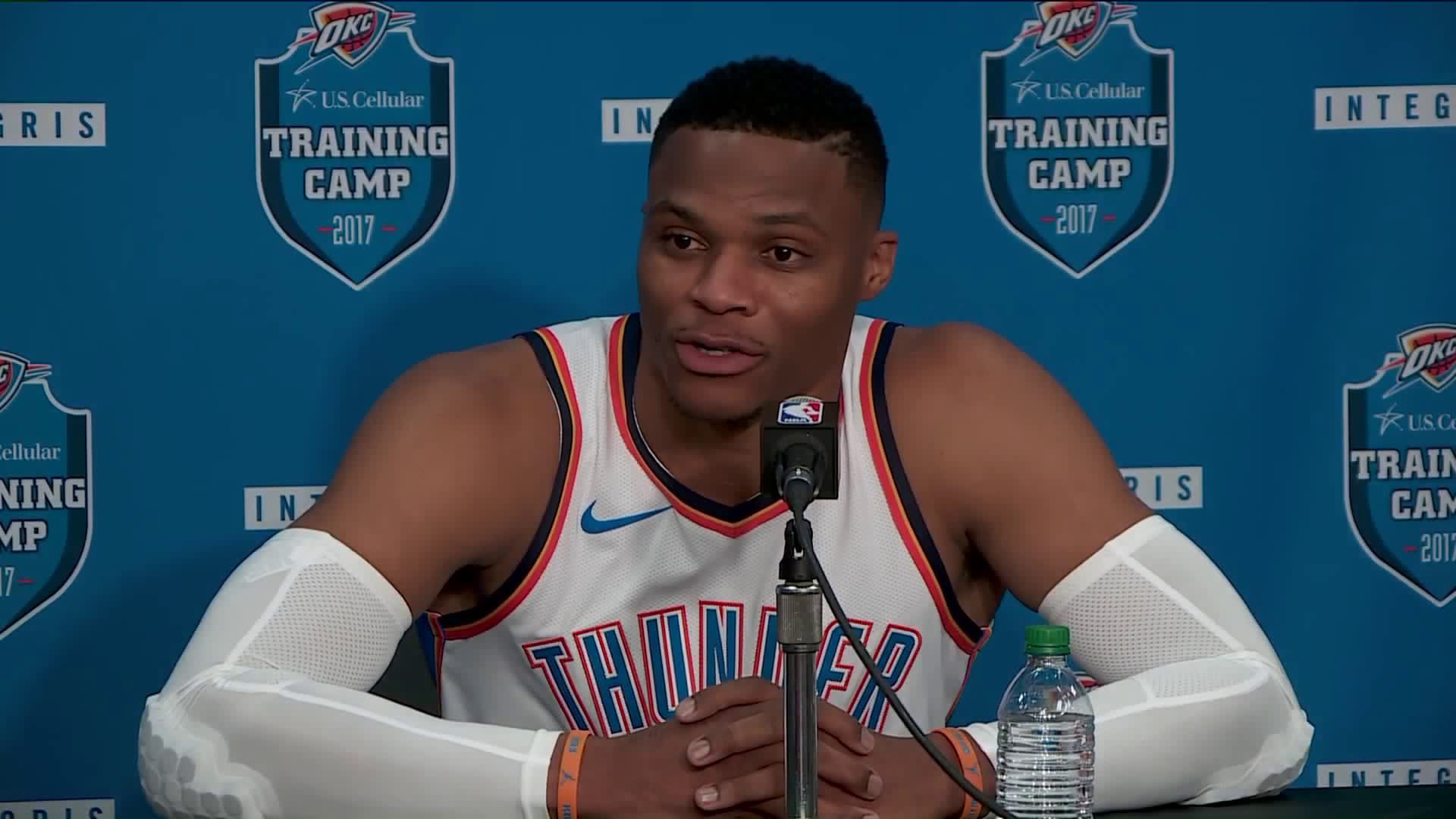 Westbrook says he’s happy with Thunder; still hasn’t signed