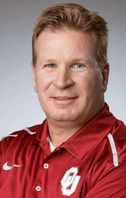Mike Stoops has another shot at vindication