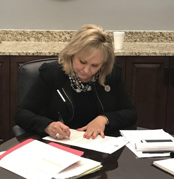 Fallin inks final two pieces of Oklahoma’s 2018 budget plan