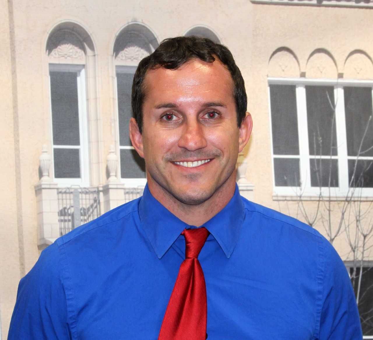 School district names interim head wrestling coach