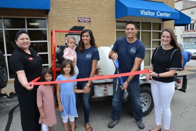 Ribbon cutting held for Avans Power Washing
