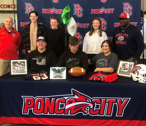 Signing Day for Several Ponca City Wildcat