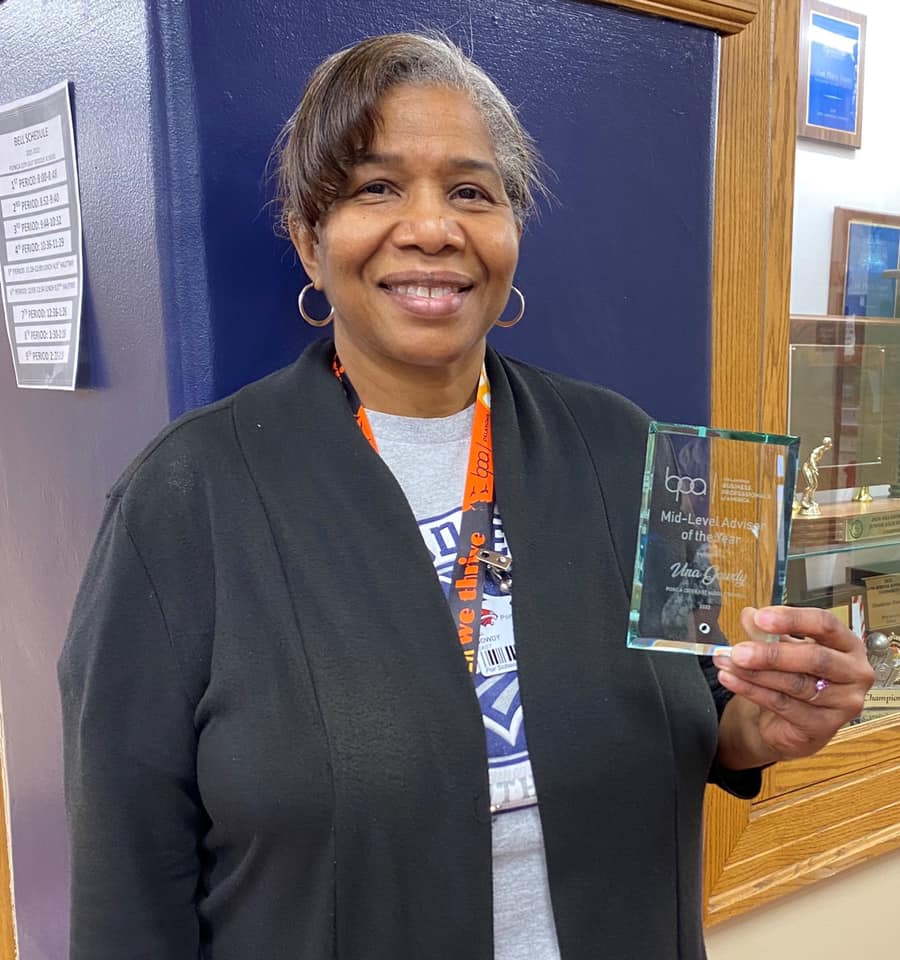 Ponca City Teacher selected as 2022 Oklahoma BPA Mid-level Advisor of the year