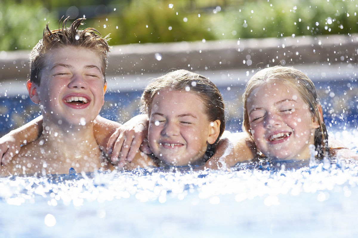 Today!  Family Day at Sun ‘N Fun – $AVE with Free Discount Coupons