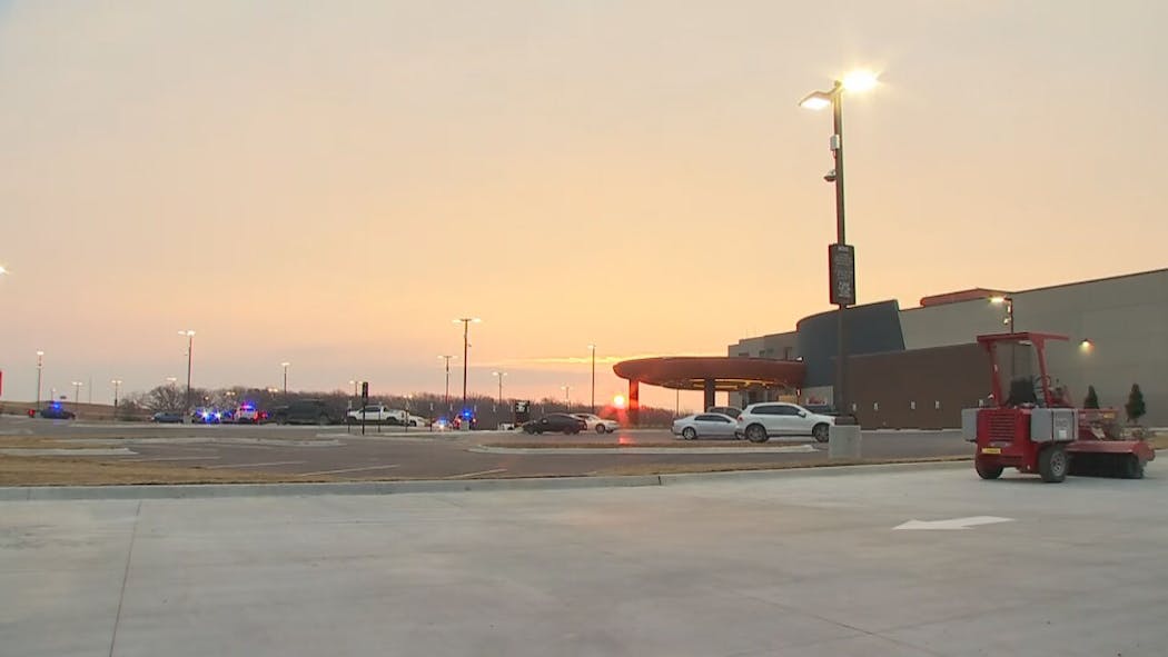 BYSTANDER SHOOTS, KILLS SUSPECT IN ALTERCATION WITH OSAGE NATION POLICE OFFICER, OSBI REPORTS