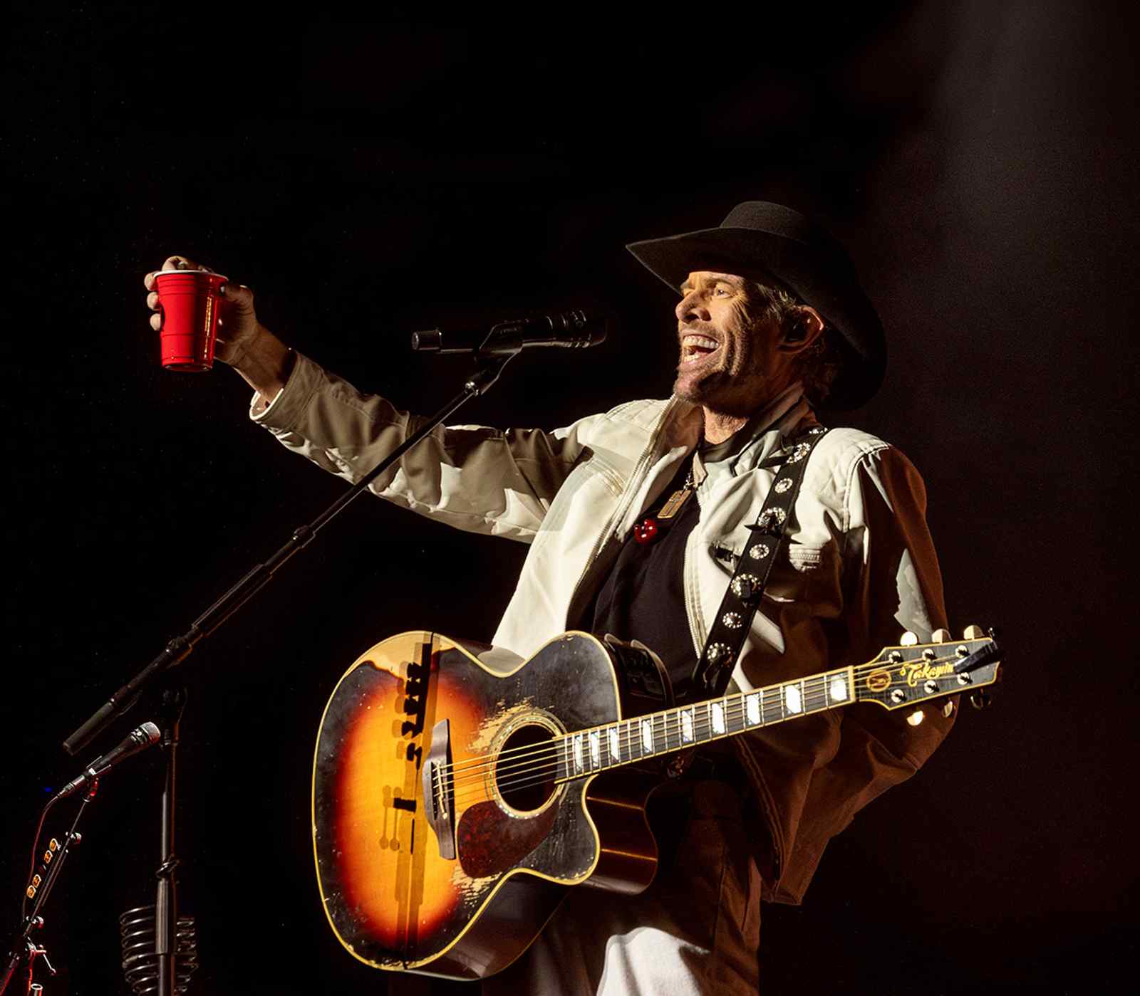 TOBY KEITH MAKES TRIUMPHANT RETURN TO STAGE IN LAS VEGAS