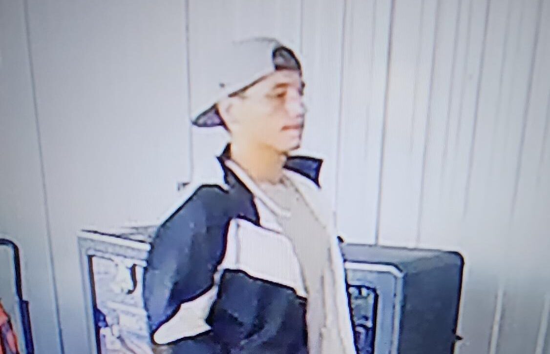 Police Seeking Susptect in Atwoods Theft