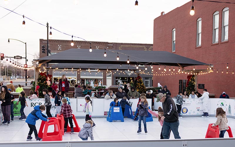 Santa on the Plaza!