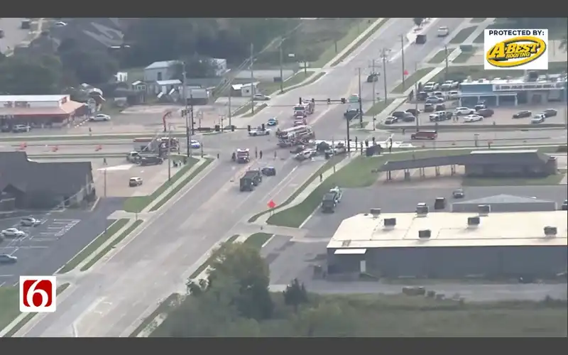 Update: Tulsa firefighter killed, 3 hospitalized in fiery Owasso crash at busy intersection