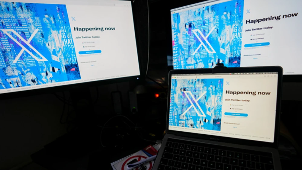 Outages at X, ChatGPT surge as Cloudflare reports widespread problems