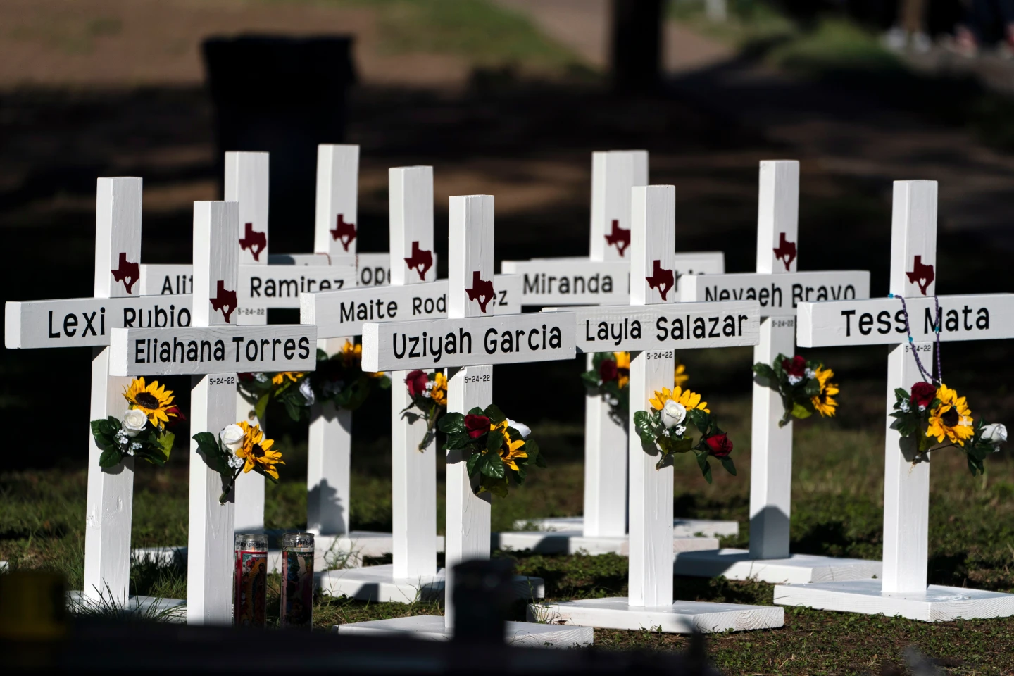 What to know about the Uvalde school shooting’s first trial over police response
