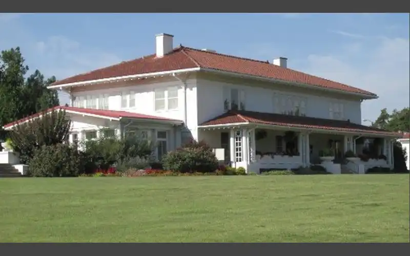 Marland’s Grand Home Chocolate Tea Sunday