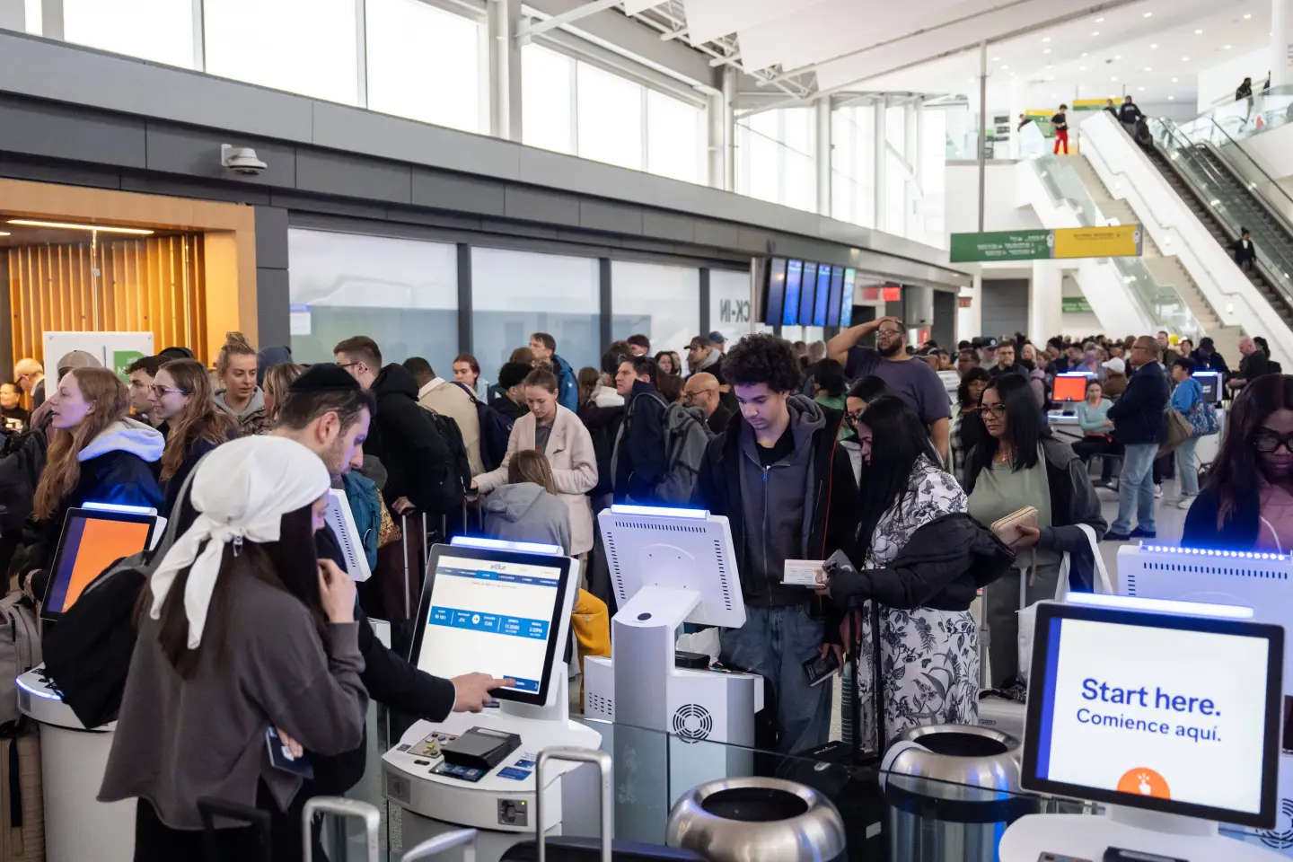 ICE officers will begin assisting TSA as shutdown frustrates travelers and screeners