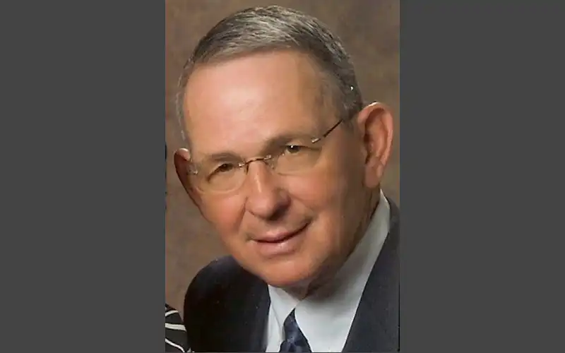 Senator Coleman Comments on the Passing of Ponca City Banker Carl Renfro